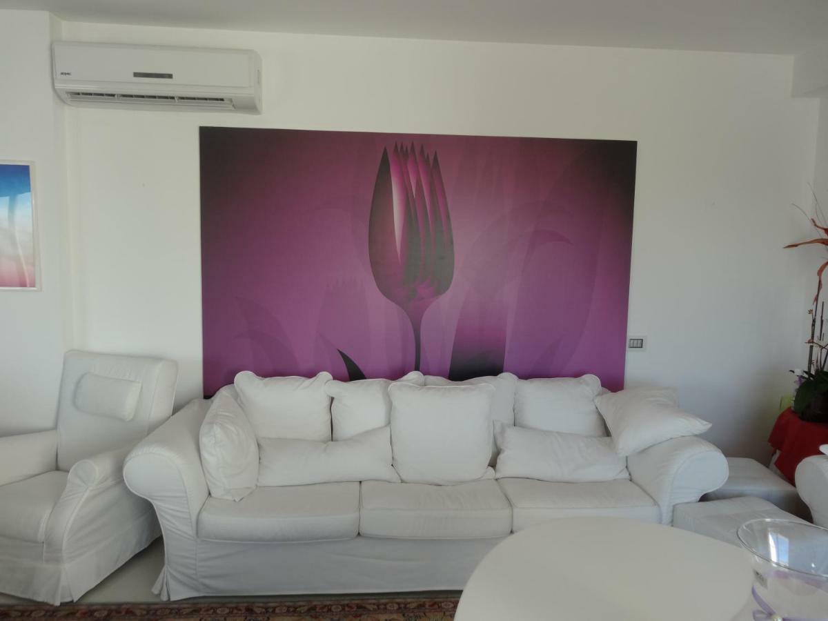 La Casa Di Gioconda Hotel Olbia Exterior foto